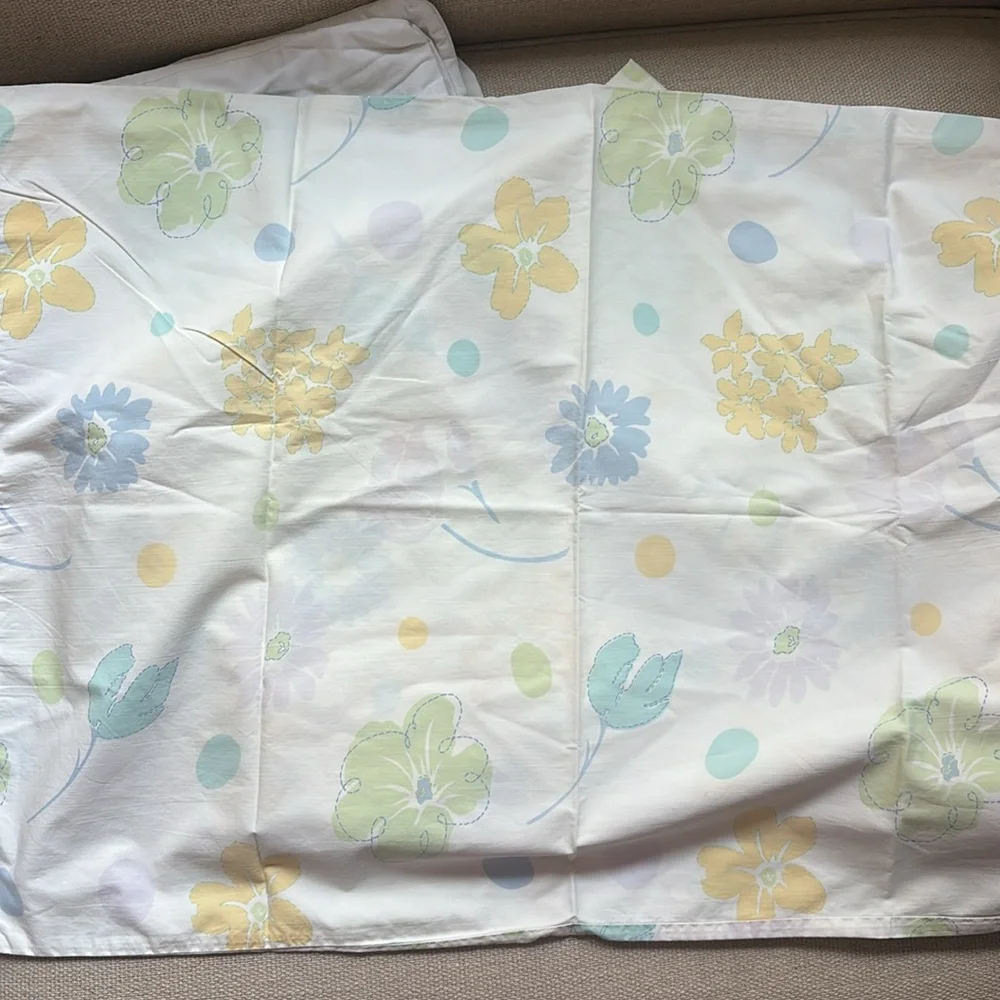 Hatch by BBB Dorm Ready Polka Dot Twin Set with Duvet Cover